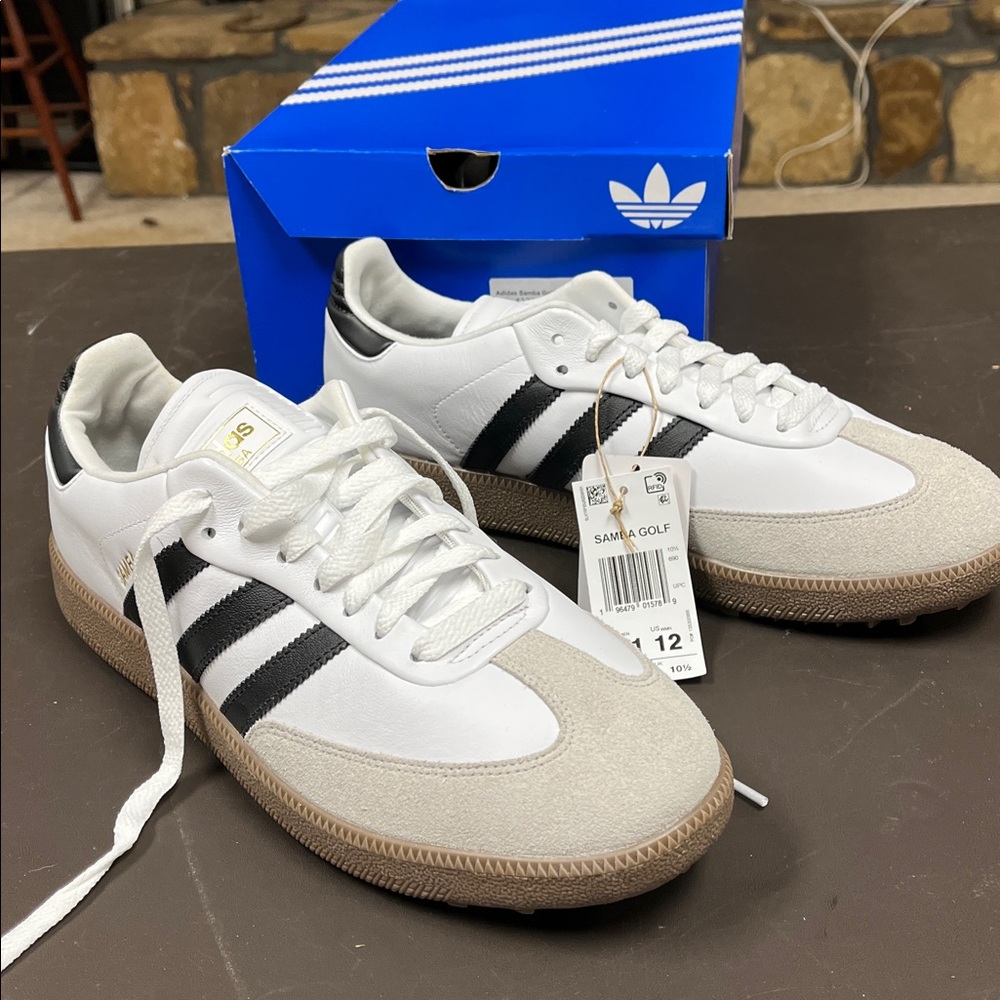 Adidas White and Black Samba golf shoes Sneakers size 11, NIB